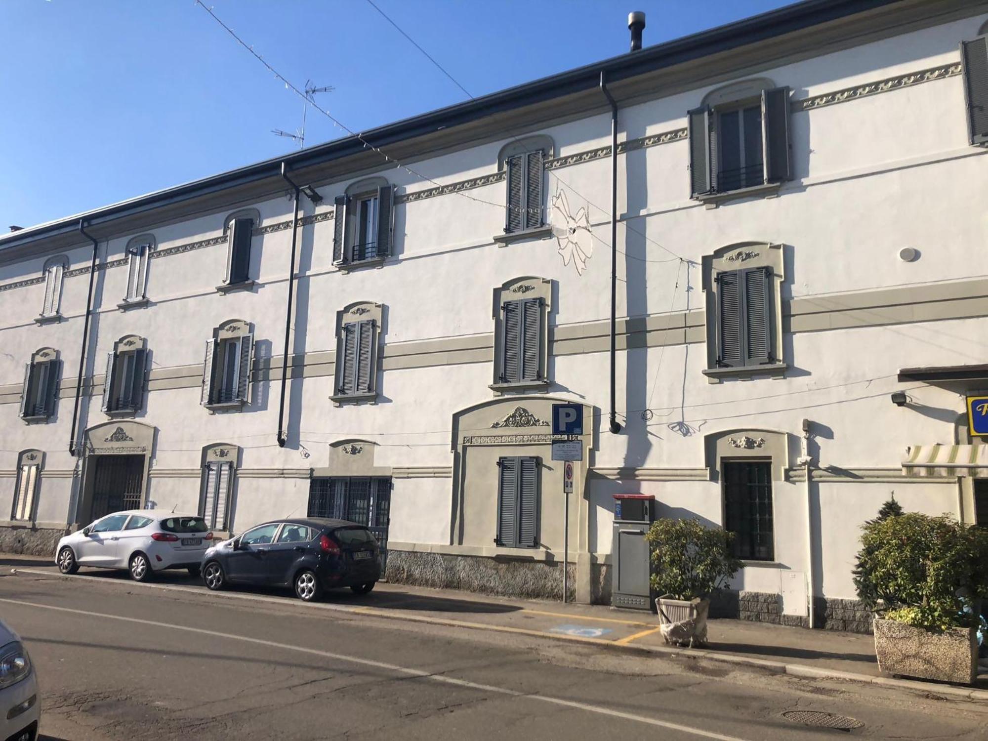 L' Appartamento Del Borgo - Parcheggio Riservato Pavia Exterior photo